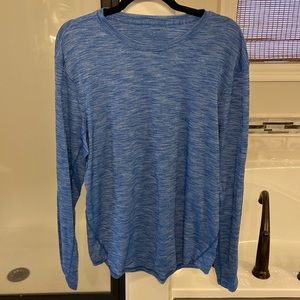 Men’s Long sleeve Lululemon active top. Unsure of size but either L or XL.